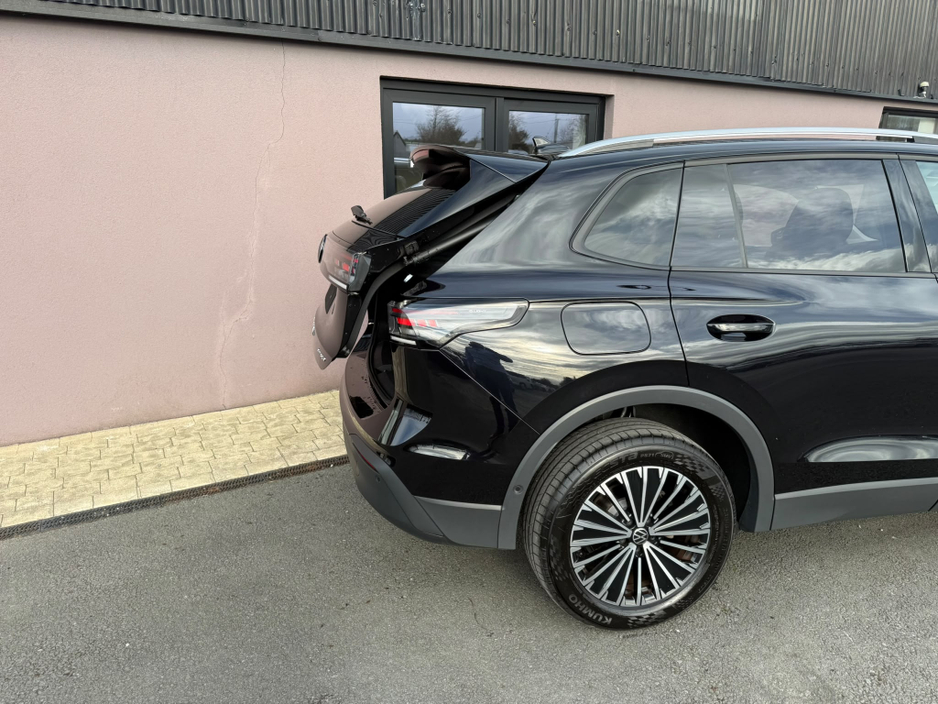 2024 Volkswagen Tiguan 1.5L Petrol Plug-in Hybrid For Sale Images