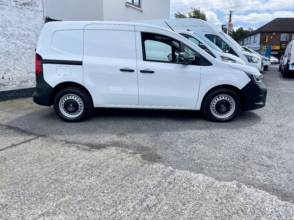 2023 Renault Kangoo 1.5L Diesel For Sale Images