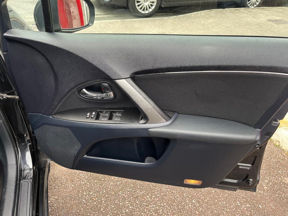 2013 Toyota Avensis 2L Diesel For Sale Images