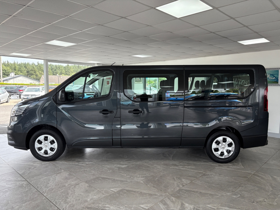 2024 Renault Trafic 2L Diesel For Sale Images
