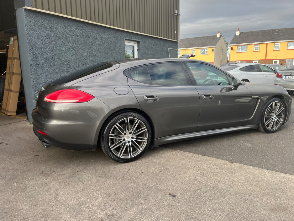 2015 Porsche Panamera 3L Diesel For Sale Images
