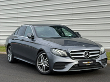 Mercedes-Benz E Class E 220 D A/T AVANTGARDE