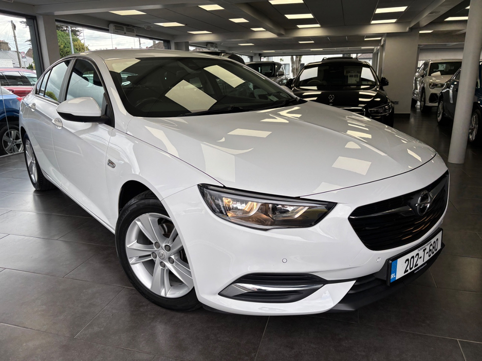 2020 Opel Insignia 1.5L Petrol For Sale Images