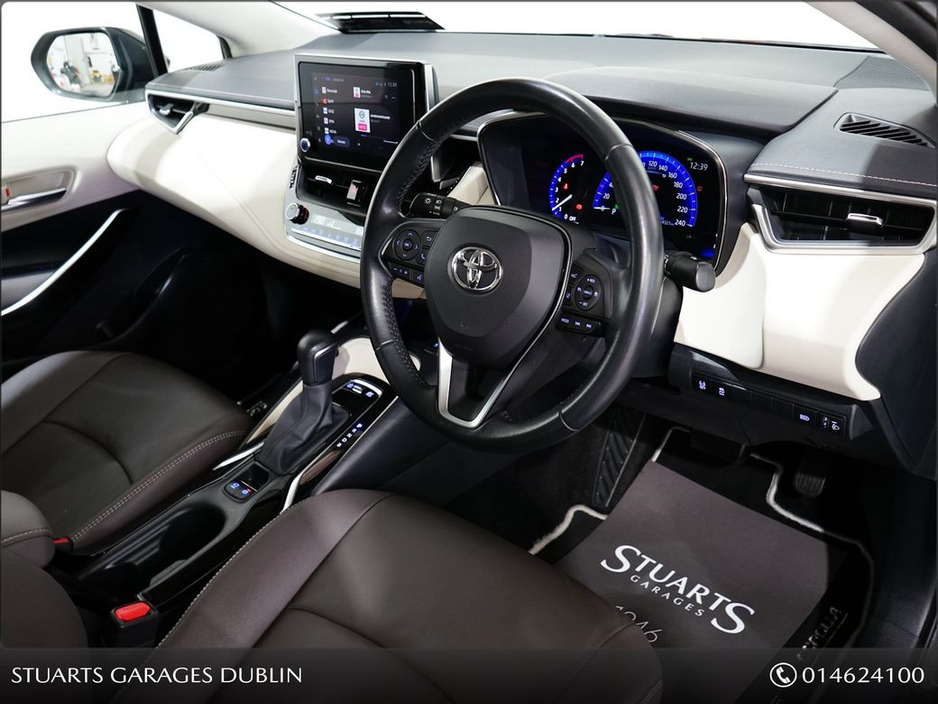 Toyota Corolla Hybrid SOL Saloon 4DR Auto*Night Sky Black Metallic with Light grey Partial leather*18" Bi-Tone Grey Alloys* — thumbnail 19
