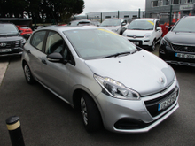 2017 Peugeot 208 1.2L Petrol For Sale Images