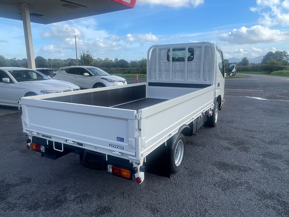 2026 Toyota DYNA 2L Petrol For Sale Images