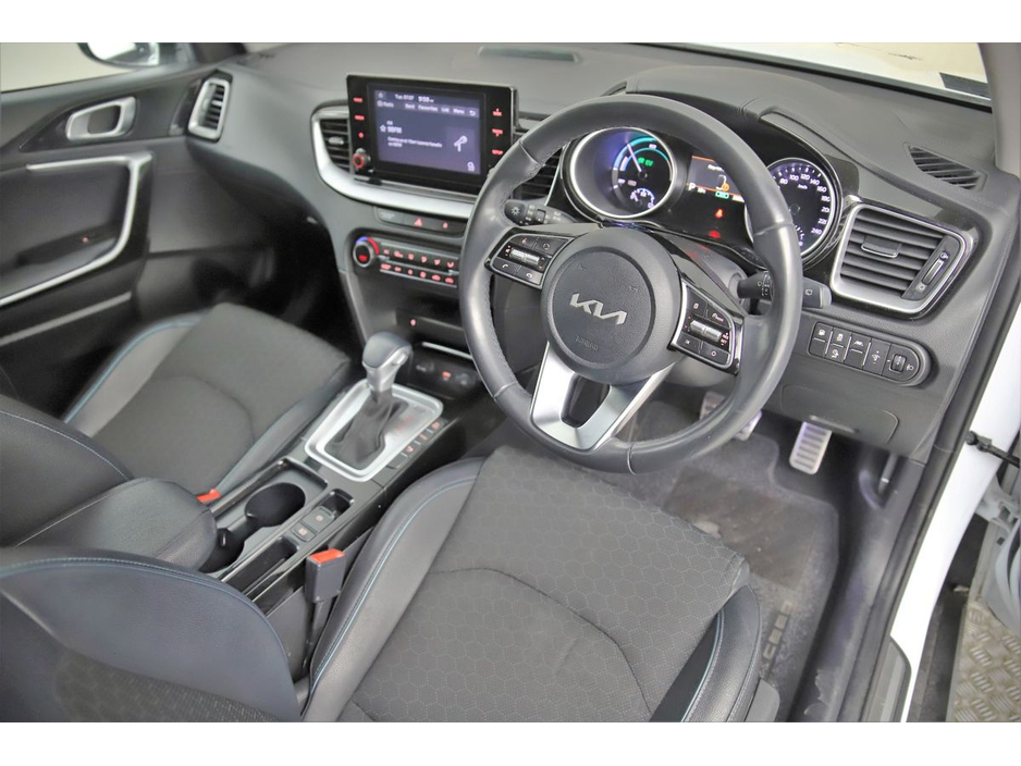 Kia XCeed 1.6 GDI PHEV MY21 TRAILER — thumbnail 13