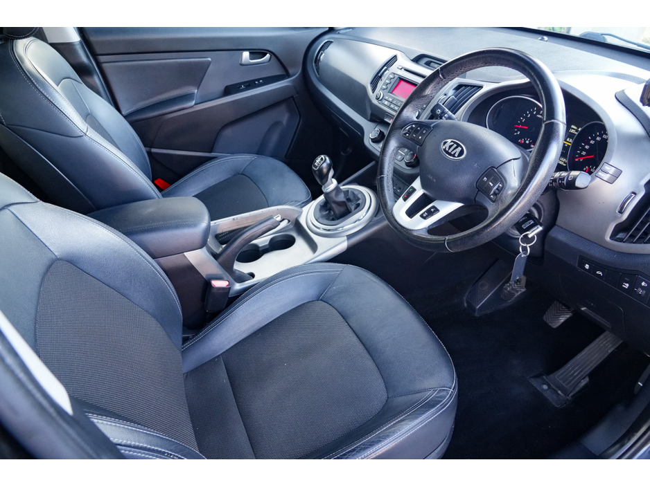 Kia Sportage 1.7 Diesel Manual — thumbnail 2