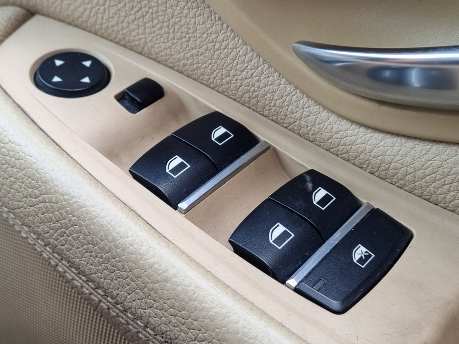2011 BMW 5 Series 2L Diesel For Sale Images