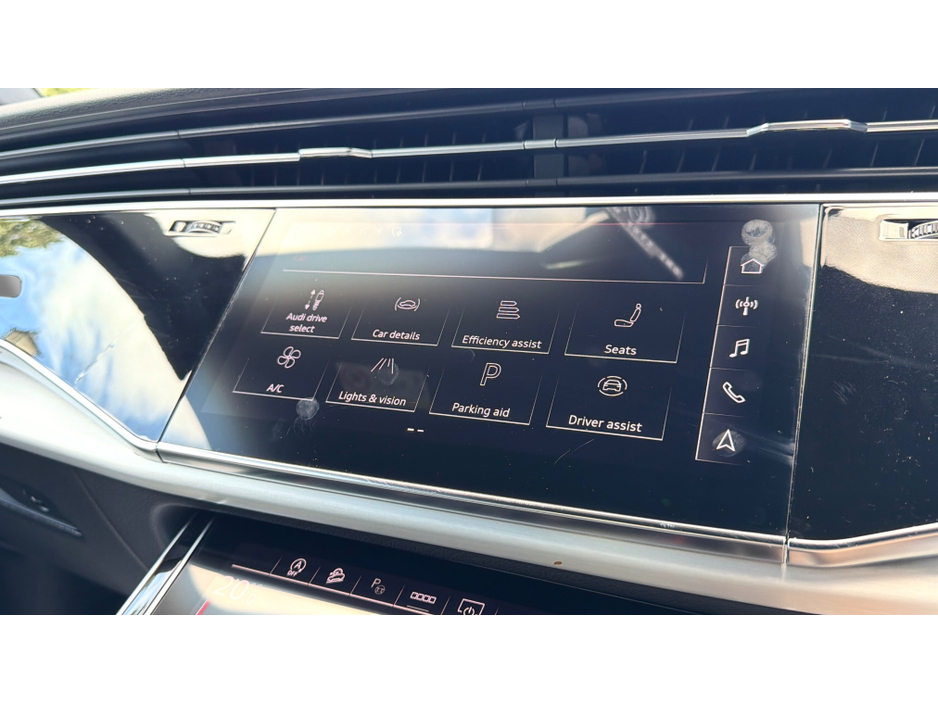 2023 Audi Q8 3L Diesel For Sale Images