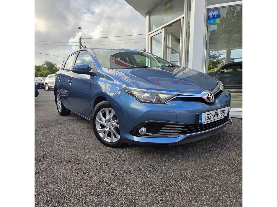 2016 Toyota Auris For Sale Images