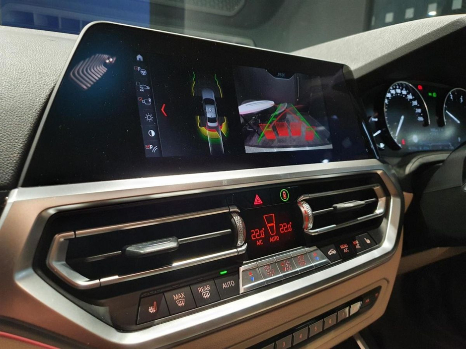 BMW 3 Series 318d Sport Saloon — thumbnail 19