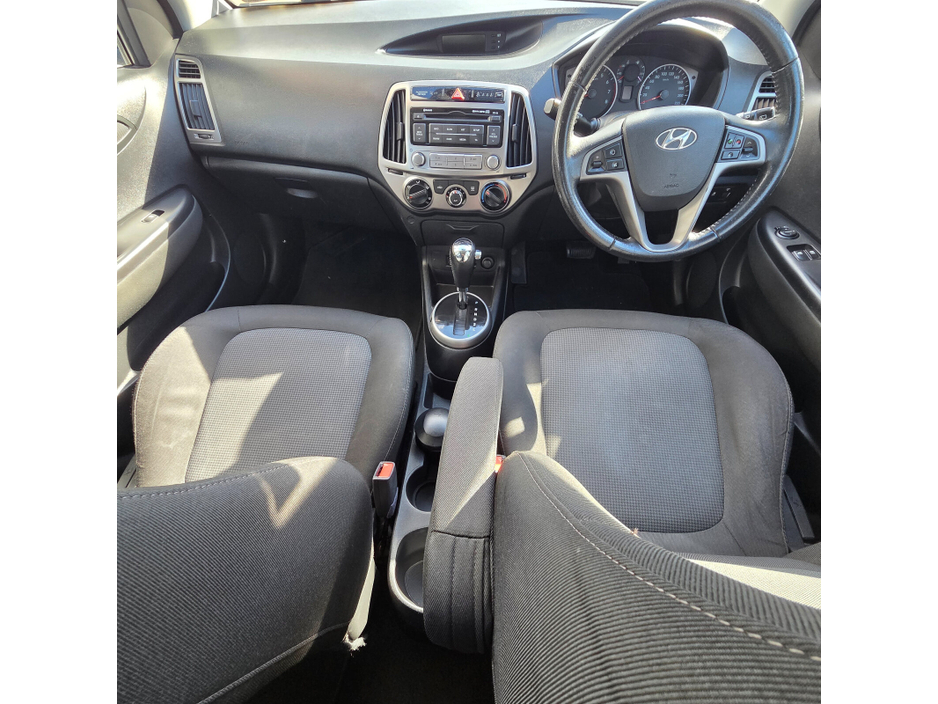 2013 Hyundai i20 1.4L Petrol For Sale Images