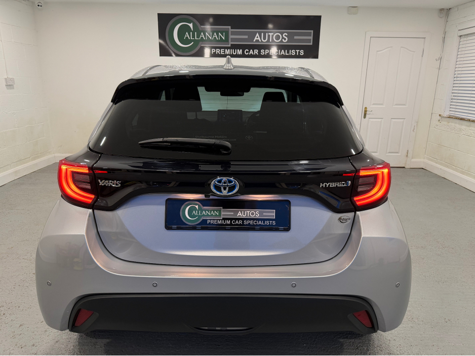 2022 Toyota Yaris 1.5L Hybrid For Sale Images