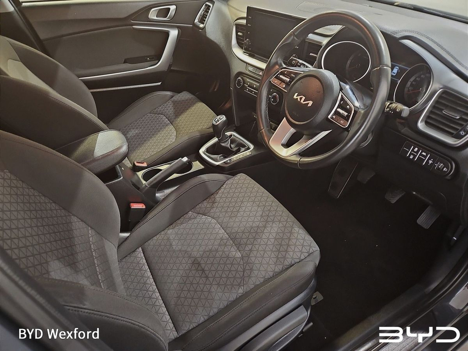 2023 Kia Ceed 1.6L Diesel Hybrid For Sale Images