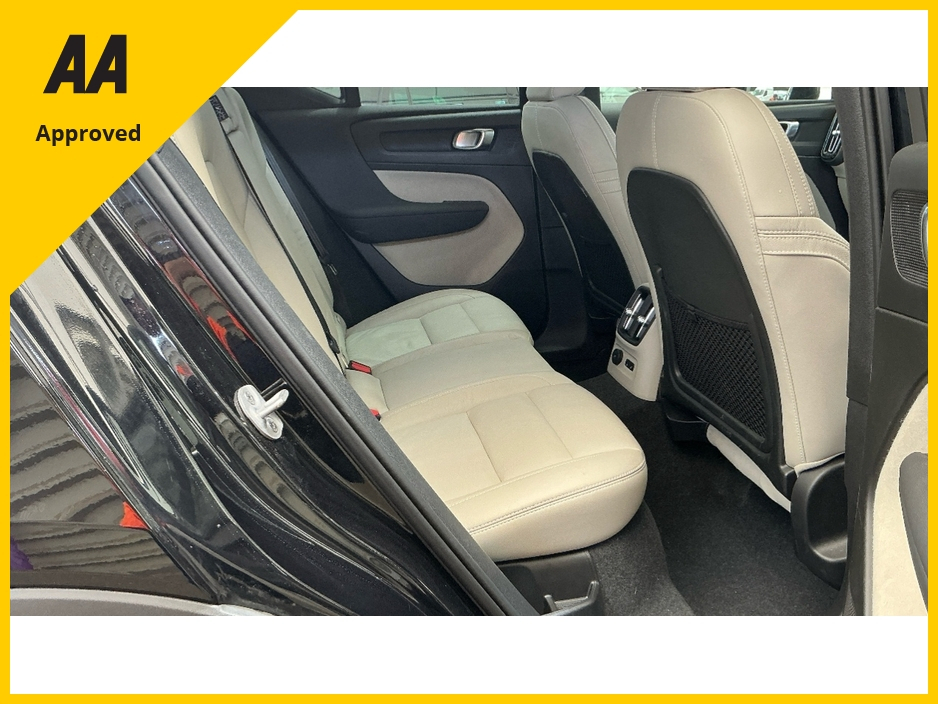 2023 Volvo XC40 1.5L Petrol Plug-in Hybrid For Sale Images