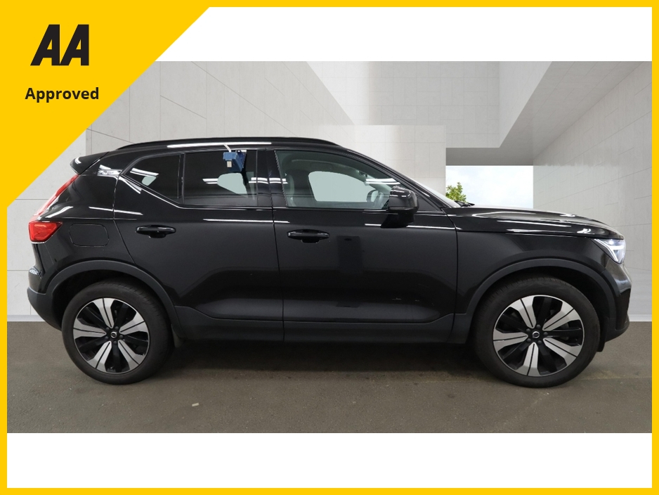 2023 Volvo XC40 1.5L Petrol Plug-in Hybrid For Sale Images