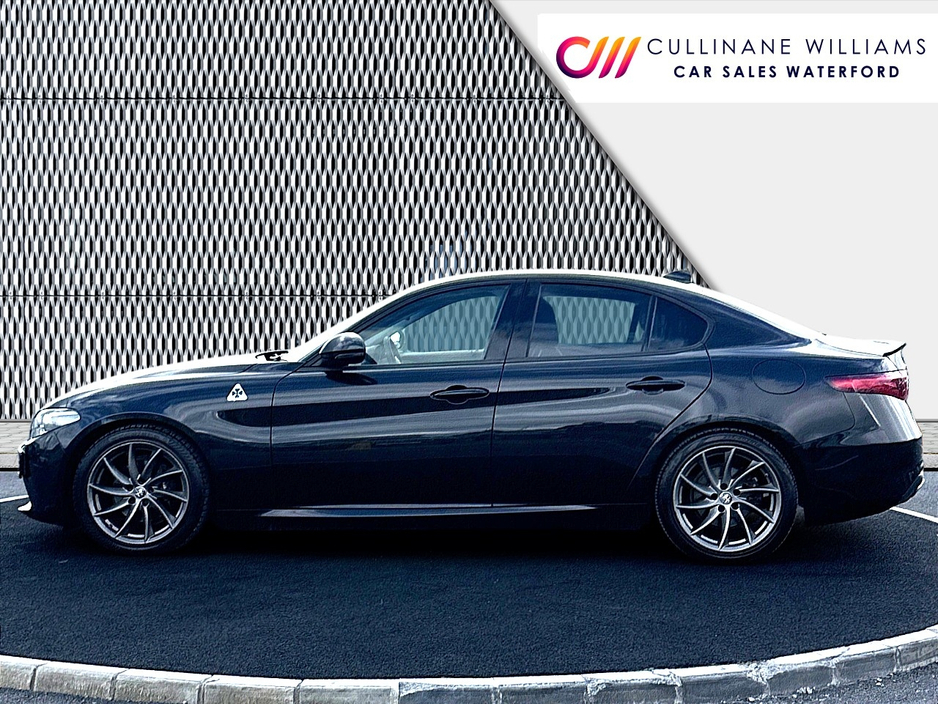 2017 Alfa Romeo Giulia 2.1L Diesel For Sale Images