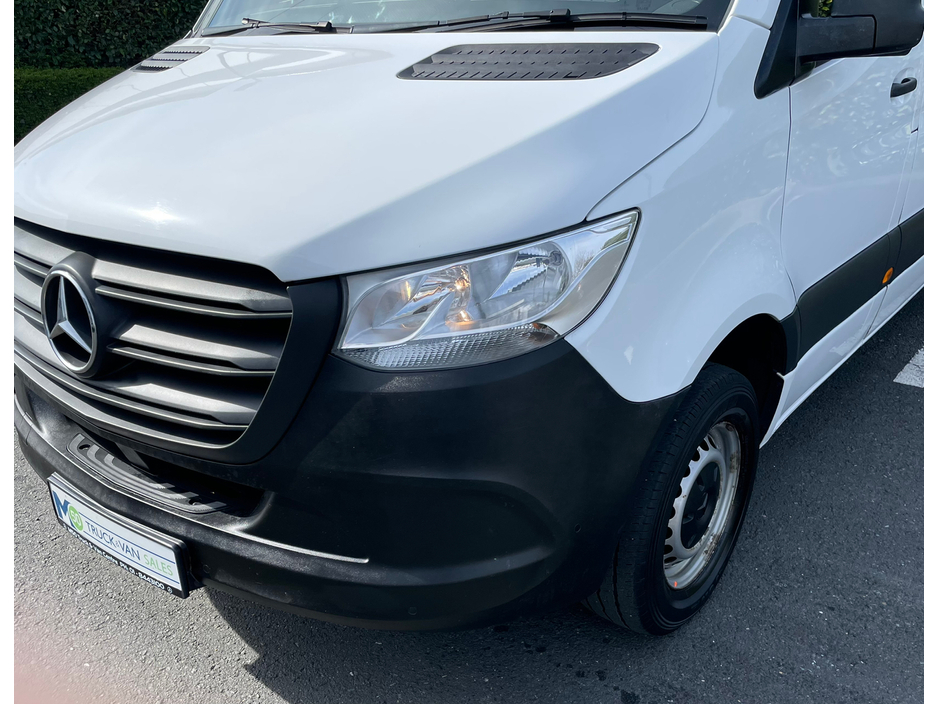 Used Mercedes-Benz Sprinter  (2021)