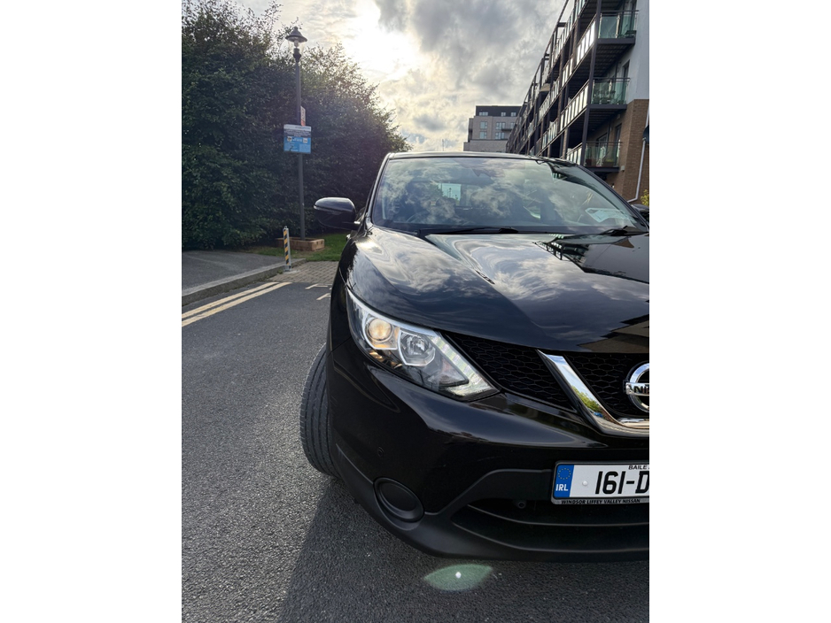 Nissan Qashqai 1.2 PET XE SAFETY PK E E6 4DR — thumbnail 6