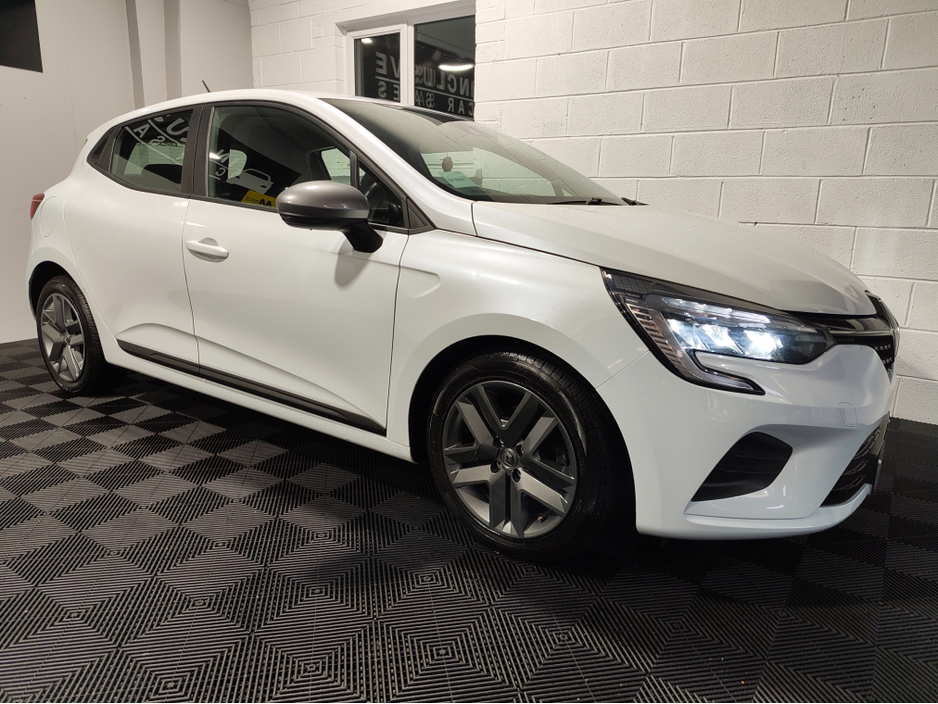 2022 Renault Clio 1L Petrol For Sale Images