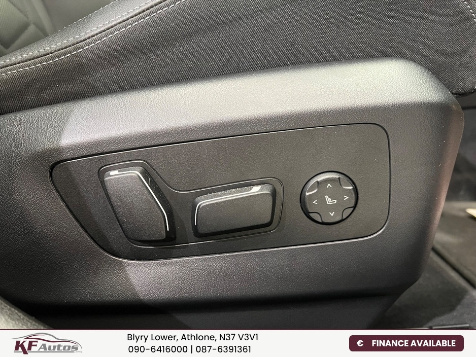 2025 BMW 5 Series 2L Petrol Plug-in Hybrid For Sale Images