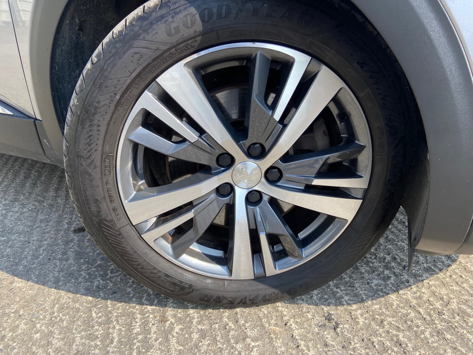 2021 Peugeot 3008 1.6L Hybrid For Sale Images