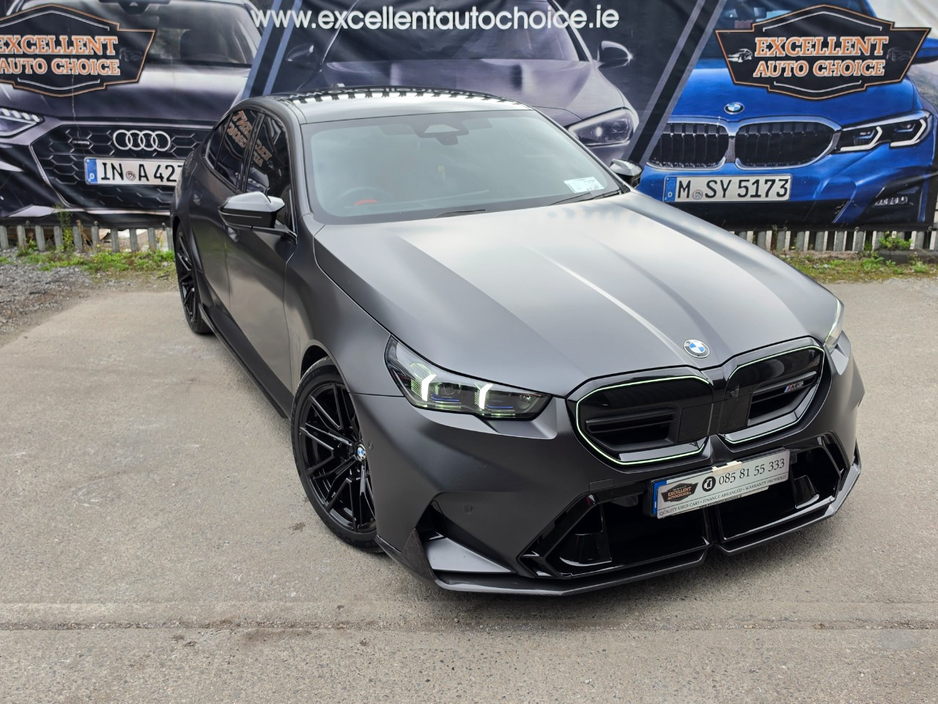 2025 BMW M5 4.5L Petrol Plug-in Hybrid For Sale Images