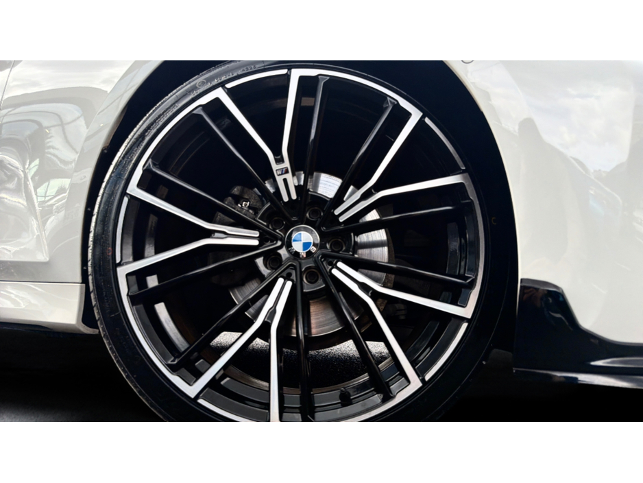 BMW 3 Series X-DRIVE-MSPORT PRO-56,000KMS-1OWNER-HUGE SPEC — thumbnail 4