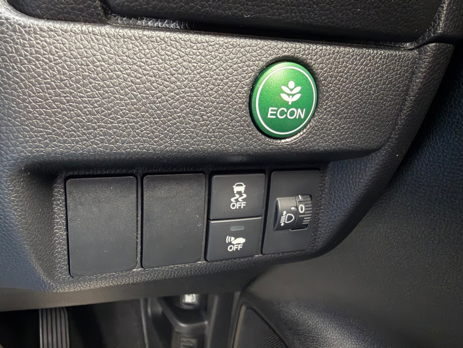 2017 Honda Fit 1.5L Petrol Hybrid For Sale Images