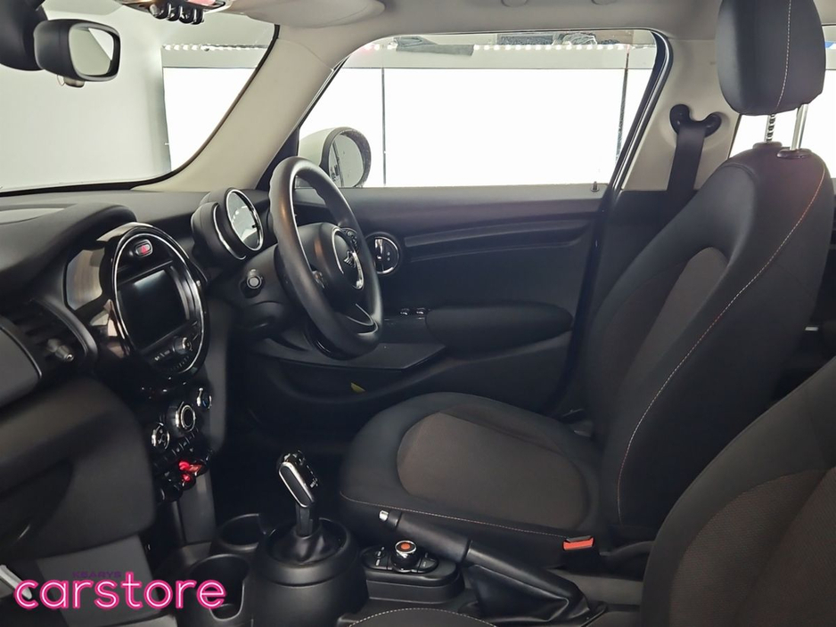 MINI Hatch Cooper Classic — thumbnail 12