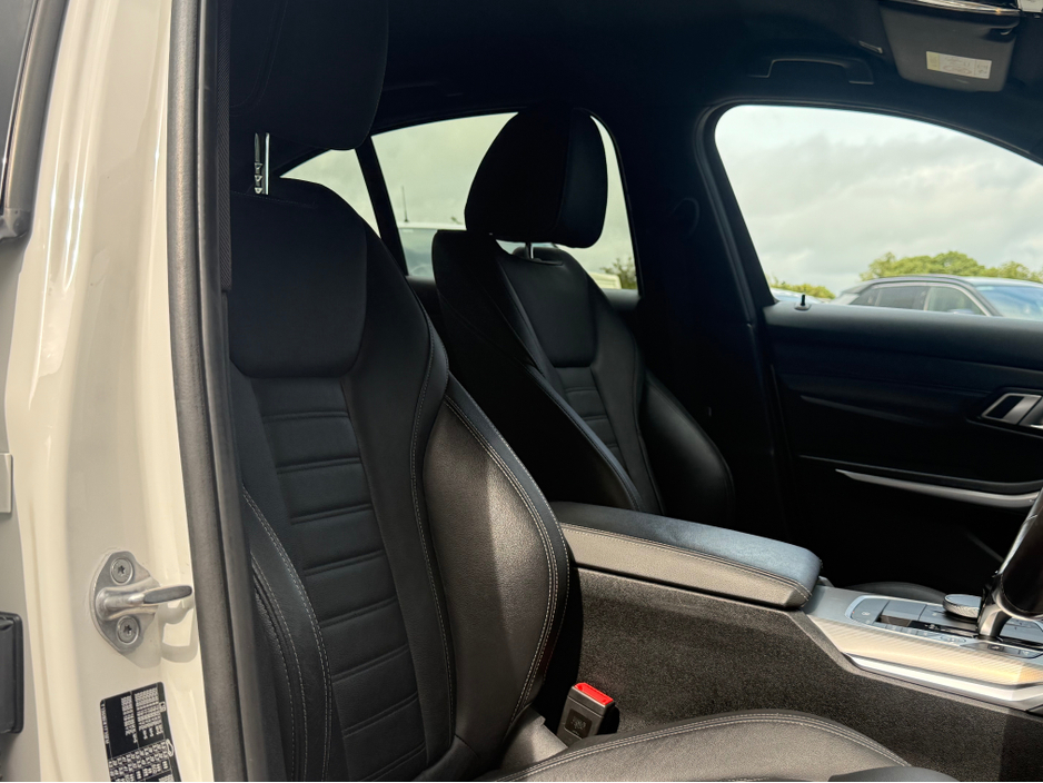 2021 BMW 3 Series 2L Diesel For Sale Images