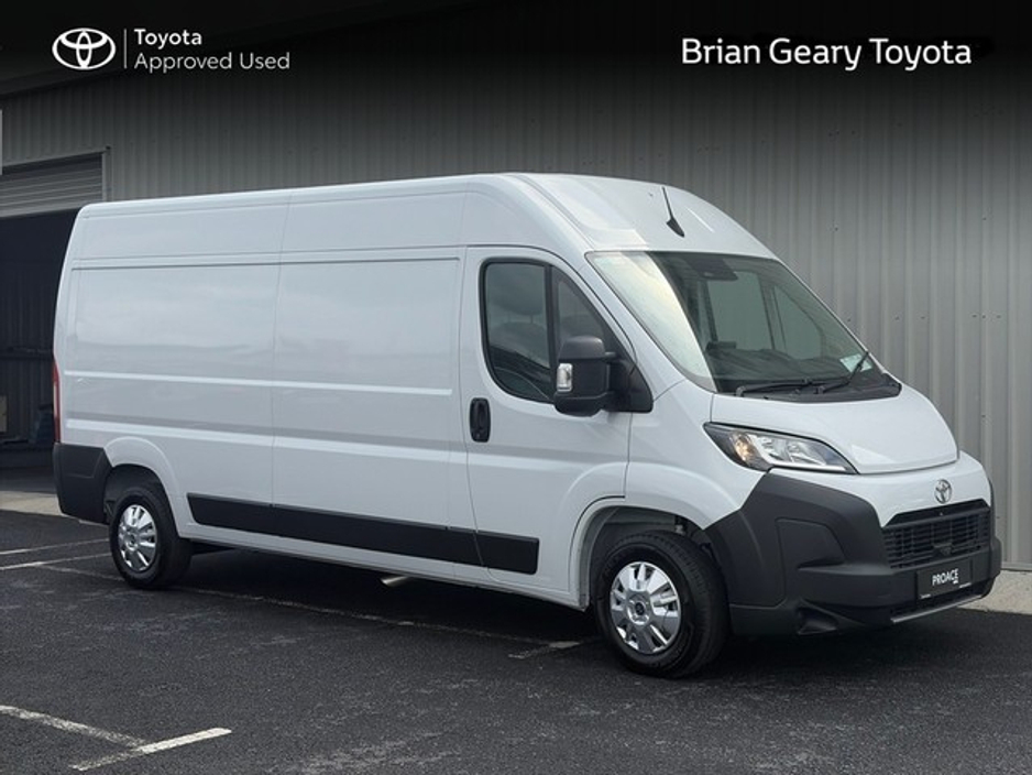 2026 Toyota Proace Max