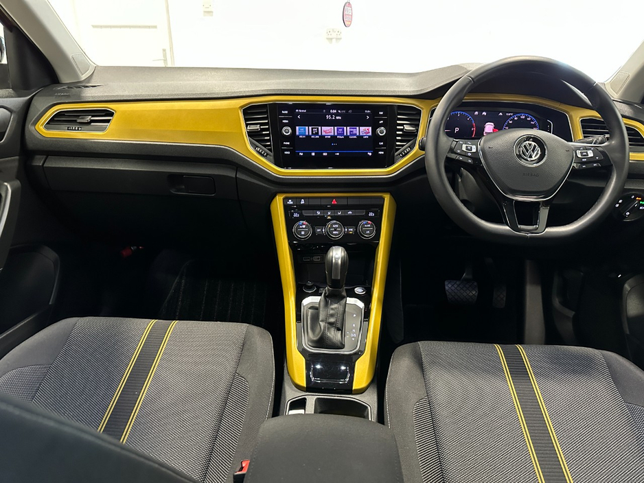 2021 Volkswagen T-Roc 2L Diesel For Sale Images