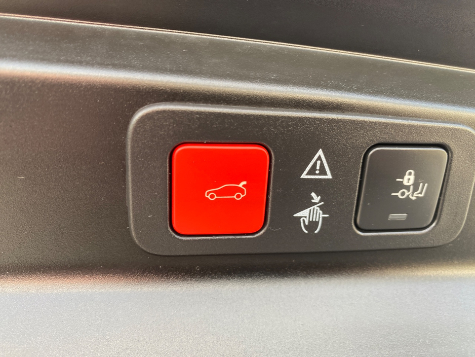 2021 Peugeot 5008 2L Diesel For Sale Images
