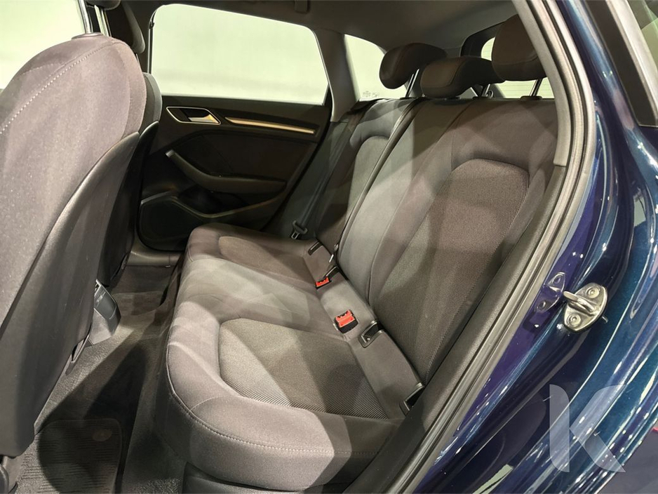 Audi A3 1.4 TFSI AUTOMATIC - ALLOY WHEELS - CRUISE CONTROL - MULTI FUNCTION STEERING WHEEL - REVERSE CAMERA — thumbnail 23