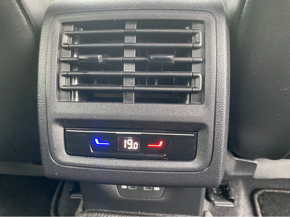 2024 Volkswagen Golf 2L Diesel For Sale Images