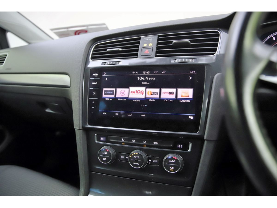Volkswagen Golf 1.2 TSI DSG MK7.5 COMFORTLINE *DIG DASH*REVERSE CAM*CARPLAY*ANDROID AUTO* — thumbnail 23