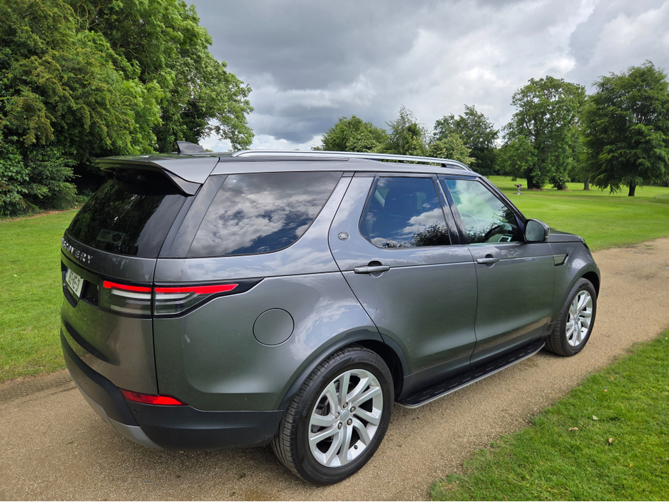 2018 Land Rover Discovery 2L Diesel For Sale Images