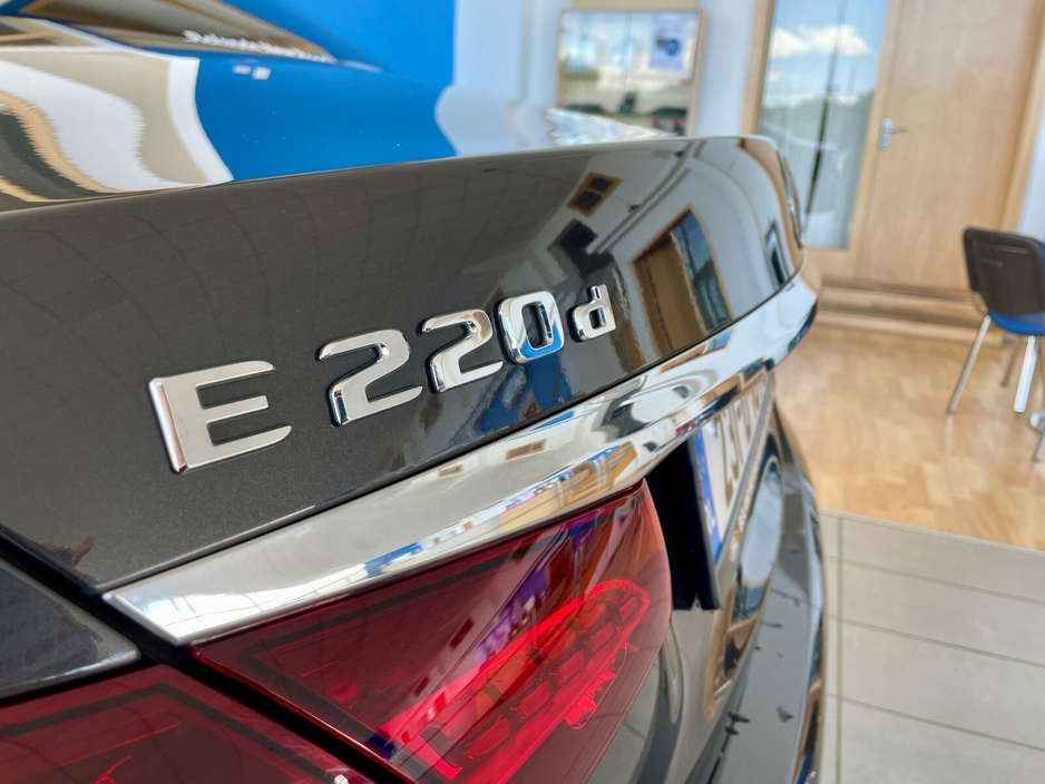 2023 Mercedes-Benz E Class 2L Diesel Hybrid For Sale Images