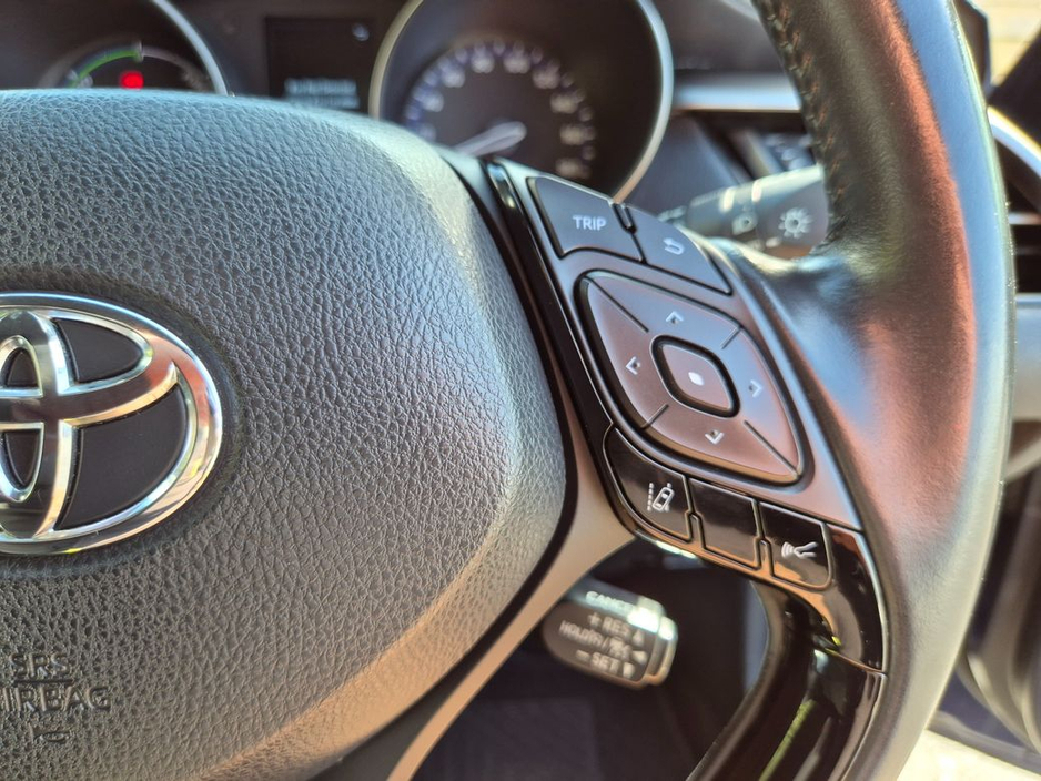 Toyota C-HR 1.8 HYBRID / SOL NERO EDITION WITH SAFETY PACK / TAX €160 — thumbnail 19