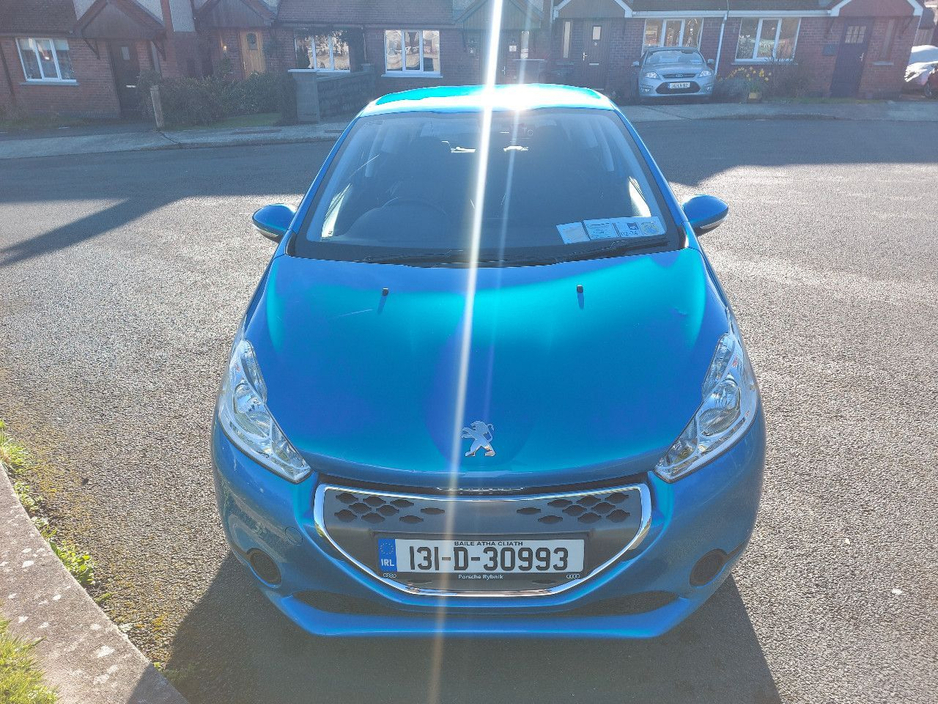 Peugeot 208 1.4 eHDI Access Hatchback Diesel Automatic (68bhp) — thumbnail 11