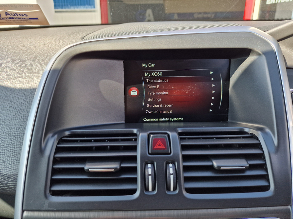 2015 Volvo XC60 2.0L Diesel For Sale Images