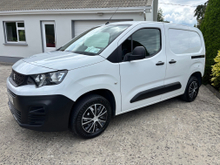 2023 Peugeot Partner 1.5L Diesel For Sale Images