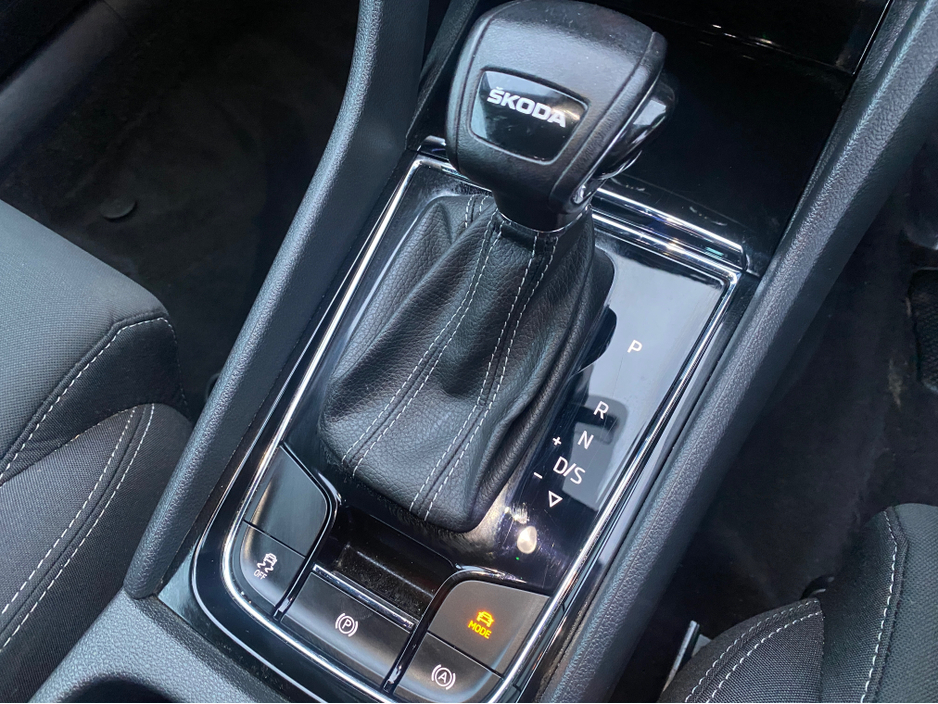 2023 Skoda Karoq 2L Diesel For Sale Images