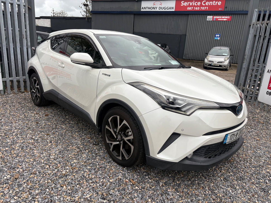 Toyota C-HR 1.8 HYBRID LUNA