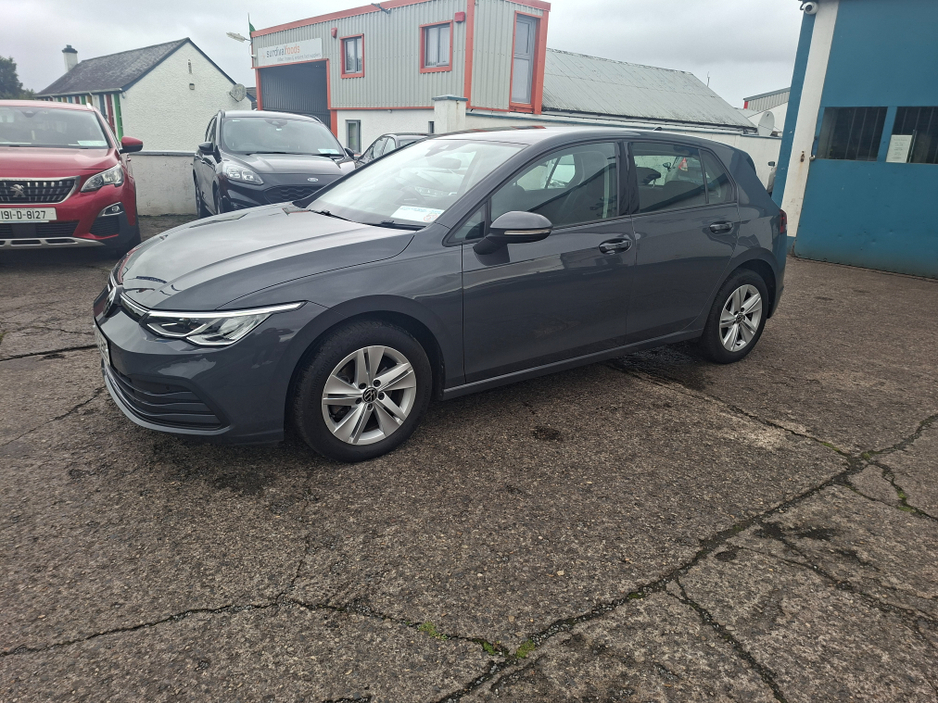 2023 Volkswagen Golf 2L Diesel For Sale Images