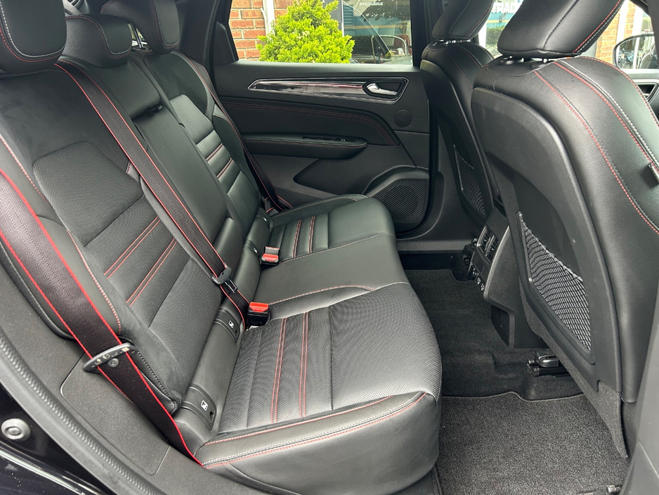 2022 Renault Arkana 1.6L Petrol Hybrid For Sale Images