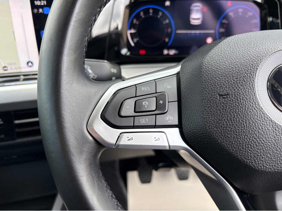 2021 Volkswagen Golf 1L Petrol For Sale Images