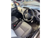 2017 Toyota Yaris 1L Petrol For Sale Images